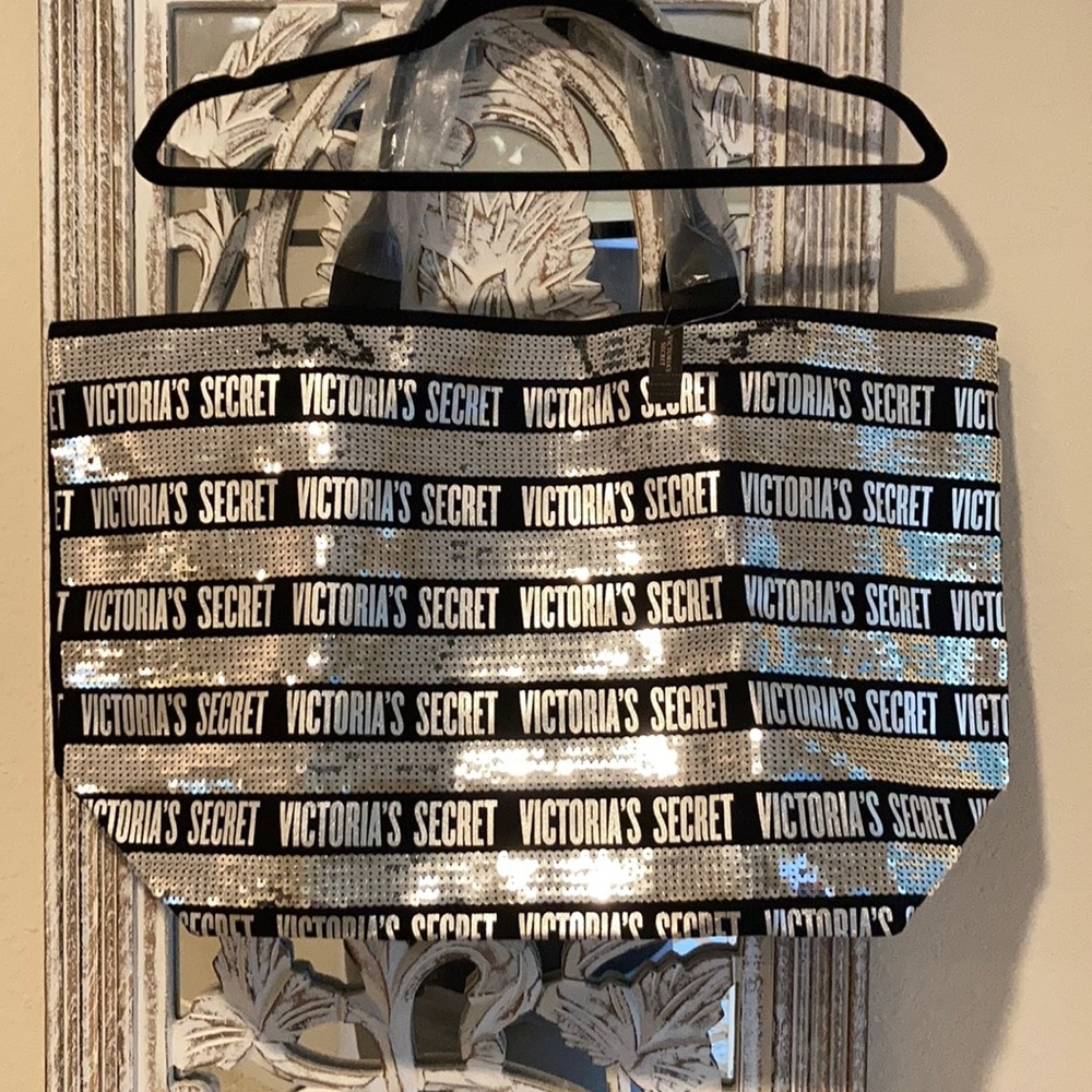 Victoria’s Secret black/silver tote bag  2 piece set-New